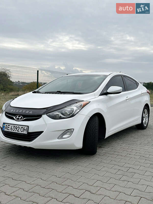 Hyundai Elantra 2013 Hyundai Elantra 2013