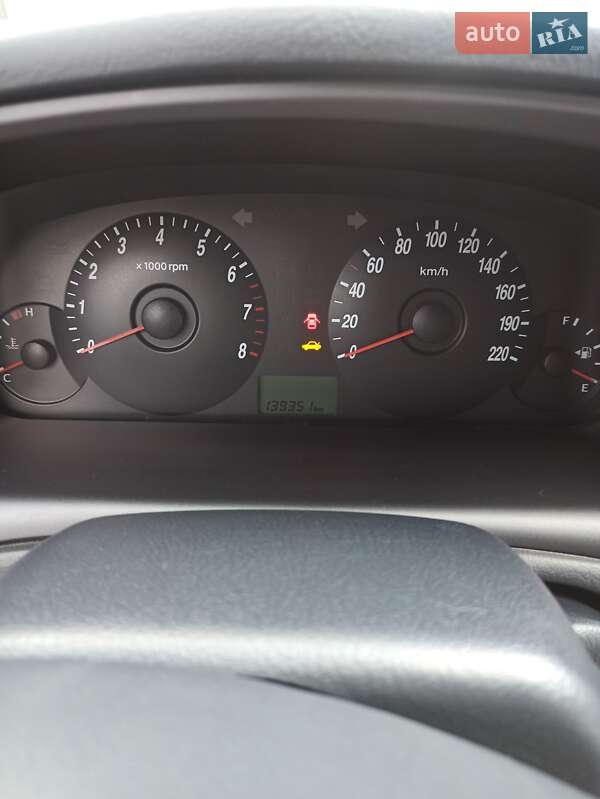 Седан Hyundai Elantra 2005 в Киеве фото 11 Седан Hyundai Elantra 2005 в Киеве