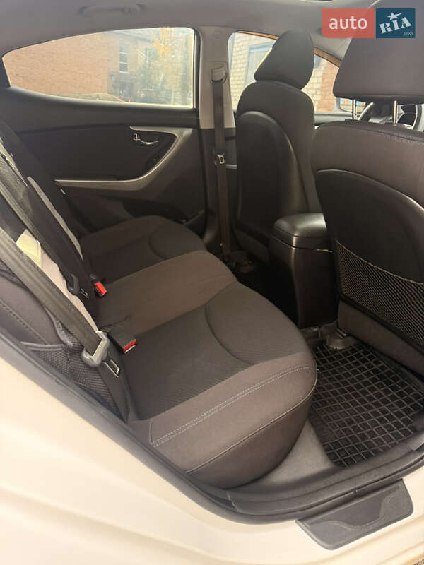 Седан Hyundai Elantra 2012 в Кобеляках фото 7 Седан Hyundai Elantra 2012 в Кобеляках