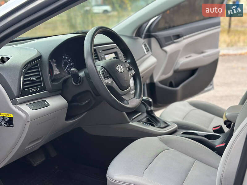 Седан Hyundai Elantra 2017 в Дніпрі фото 7 Седан Hyundai Elantra 2017 в Дніпрі
