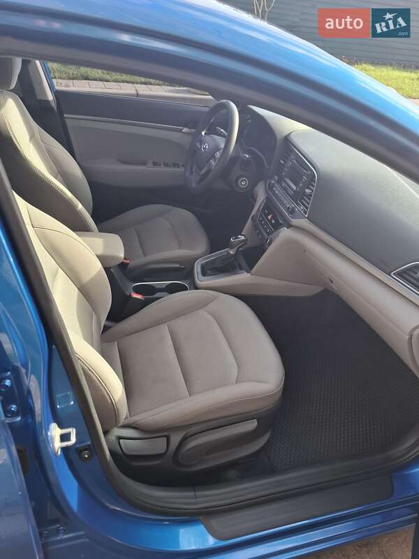 Седан Hyundai Elantra 2017 в Киеве фото 4 Седан Hyundai Elantra 2017 в Киеве