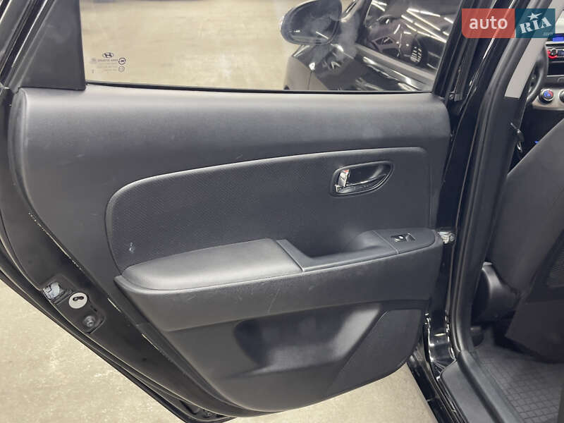 Седан Hyundai Elantra 2010 в Харькове фото 9 Седан Hyundai Elantra 2010 в Харькове