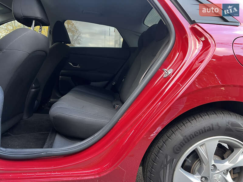 Седан Hyundai Elantra 2021 в Киеве фото 40 Седан Hyundai Elantra 2021 в Киеве