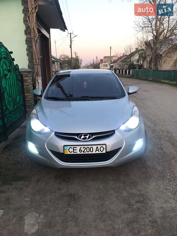 Седан Hyundai Elantra 2011 в Черновцах фото Седан Hyundai Elantra 2011 в Черновцах