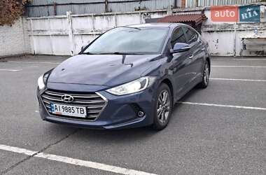 Седан Hyundai Elantra 2018 в Києві