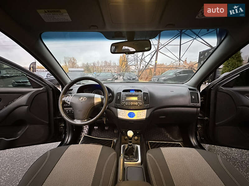 Седан Hyundai Elantra 2011 в Харькове фото 18 Седан Hyundai Elantra 2011 в Харькове