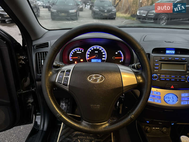 Седан Hyundai Elantra 2011 в Харькове фото 26 Седан Hyundai Elantra 2011 в Харькове