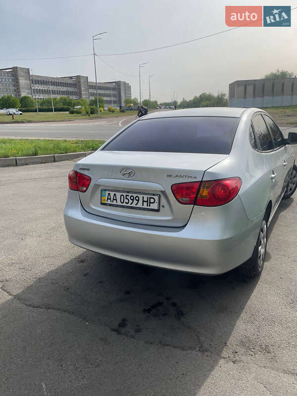 Седан Hyundai Elantra 2008 в Киеве фото Седан Hyundai Elantra 2008 в Киеве