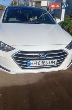Седан Hyundai Elantra 2016 в Одесі