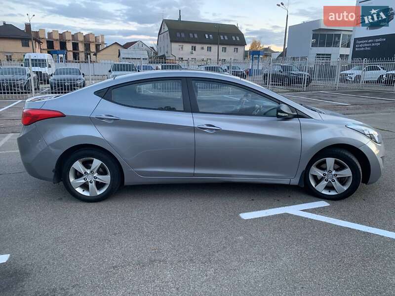 Седан Hyundai Elantra 2013 в Киеве фото 7 Седан Hyundai Elantra 2013 в Киеве