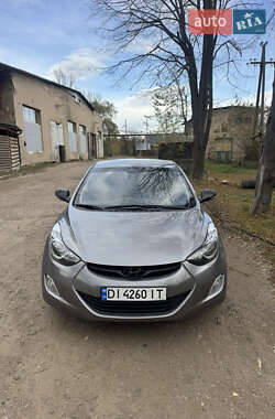 Седан Hyundai Elantra 2011 в Болехове
