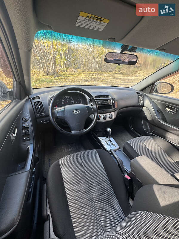 Седан Hyundai Elantra 2010 в Харкові фото 17 Седан Hyundai Elantra 2010 в Харкові