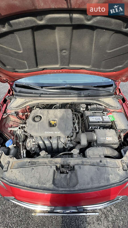 Седан Hyundai Elantra 2016 в Києві фото 31 Седан Hyundai Elantra 2016 в Києві