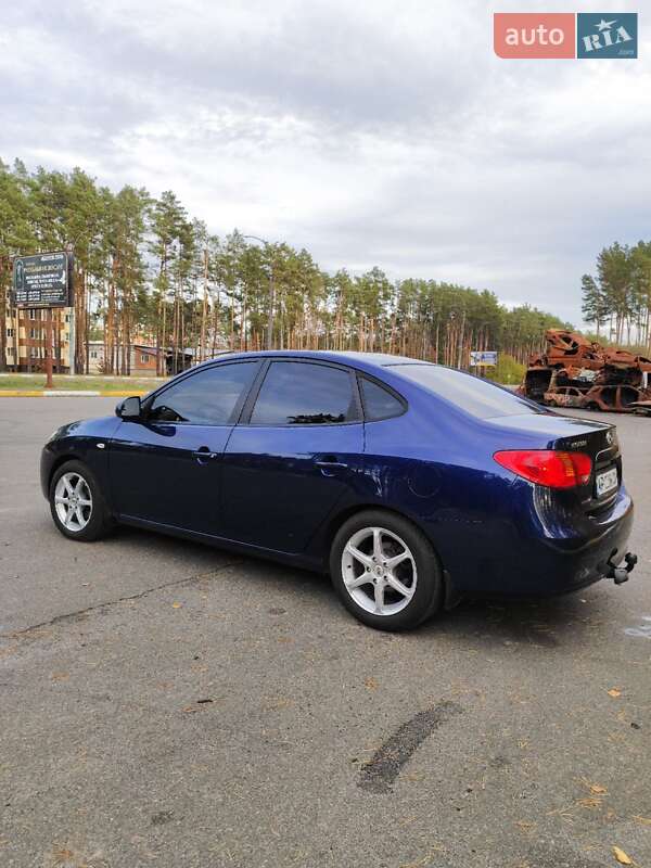 Седан Hyundai Elantra 2008 в Киеве