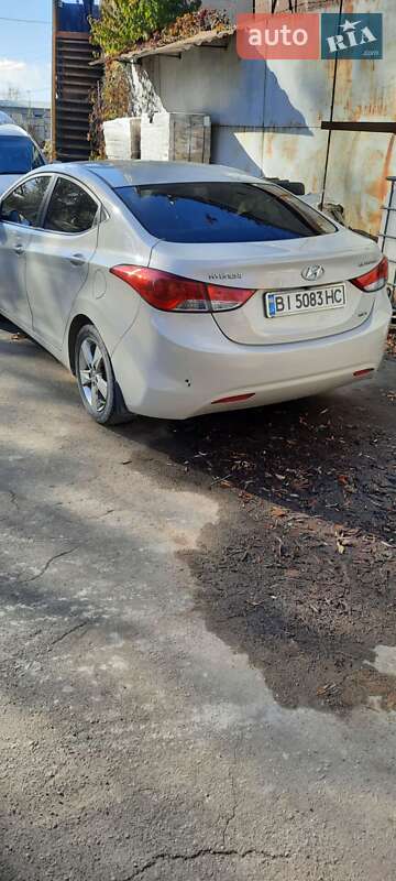 Седан Hyundai Elantra 2012 в Виннице
