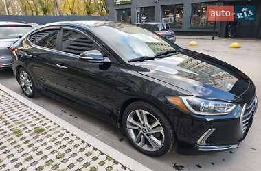 Седан Hyundai Elantra 2016 в Киеве