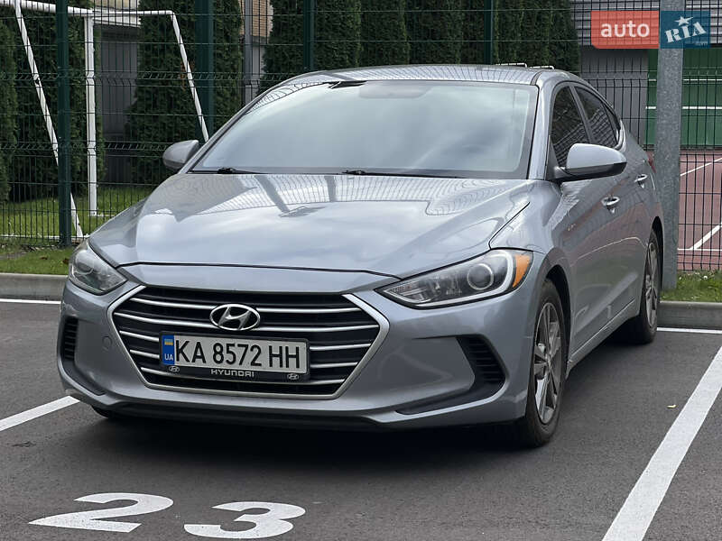 Hyundai Elantra 2016