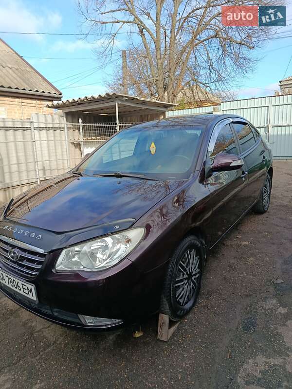 Седан Hyundai Elantra 2010 в Кропивницком фото 2 Седан Hyundai Elantra 2010 в Кропивницком