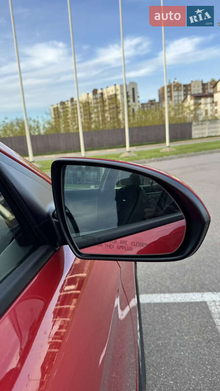 Седан Hyundai Elantra 2020 в Киеве