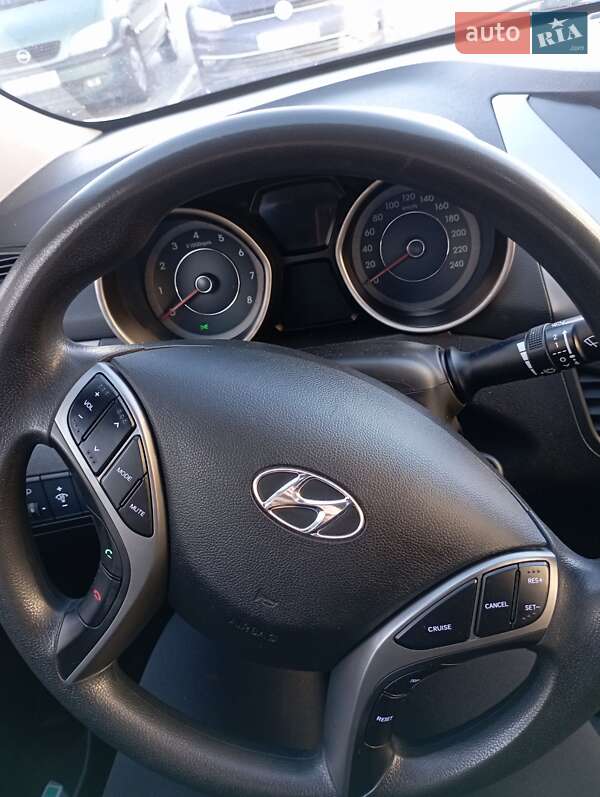Седан Hyundai Elantra 2012 в Виннице фото 20 Седан Hyundai Elantra 2012 в Виннице