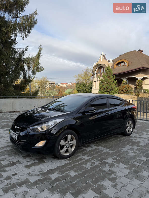 Седан Hyundai Elantra 2012 в Ужгороде фото 2 Седан Hyundai Elantra 2012 в Ужгороде