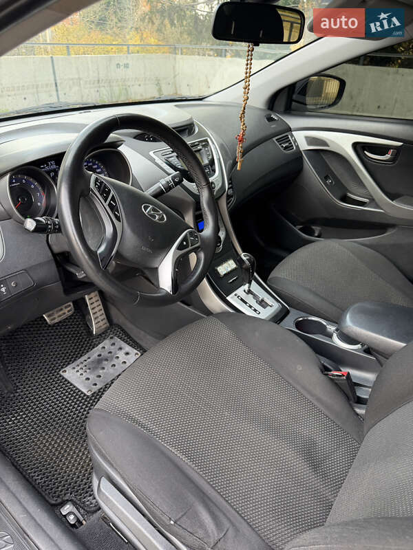 Седан Hyundai Elantra 2012 в Ужгороде фото 10 Седан Hyundai Elantra 2012 в Ужгороде