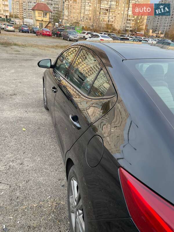 Седан Hyundai Elantra 2018 в Киеве фото 13 Седан Hyundai Elantra 2018 в Киеве