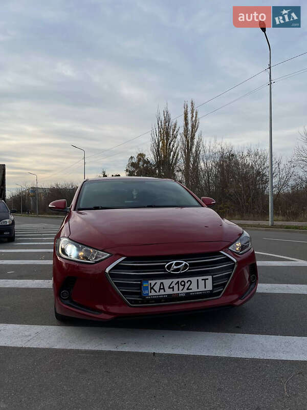 Hyundai Elantra 2018