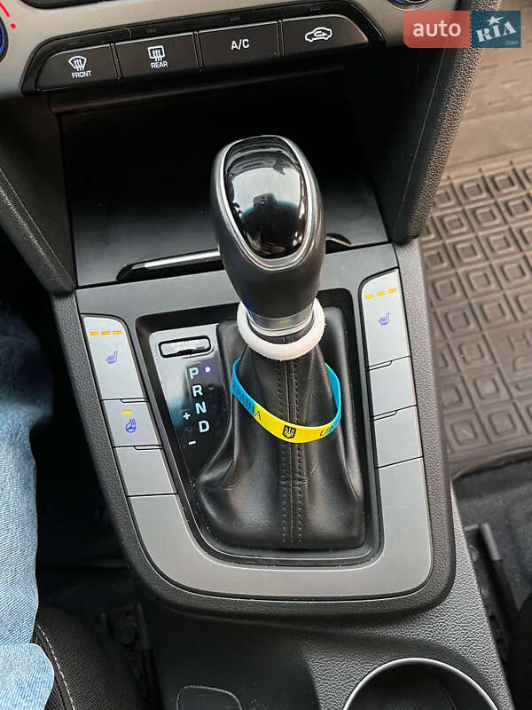 Седан Hyundai Elantra 2018 в Києві фото 15 Седан Hyundai Elantra 2018 в Києві