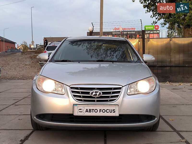 Седан Hyundai Elantra 2010 в Києві фото 2 Седан Hyundai Elantra 2010 в Києві