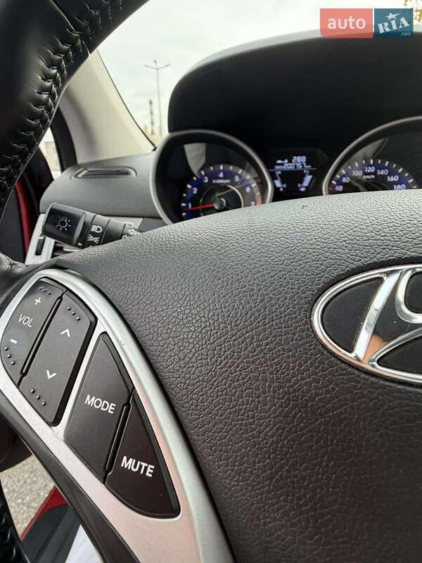 Седан Hyundai Elantra 2012 в Киеве фото 25 Седан Hyundai Elantra 2012 в Киеве