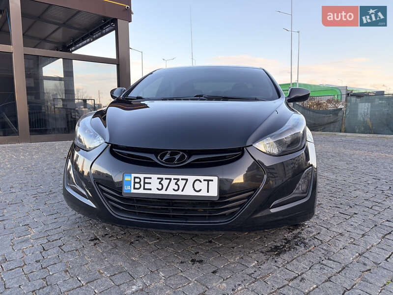 Седан Hyundai Elantra 2014 в Киеве фото 6 Седан Hyundai Elantra 2014 в Киеве