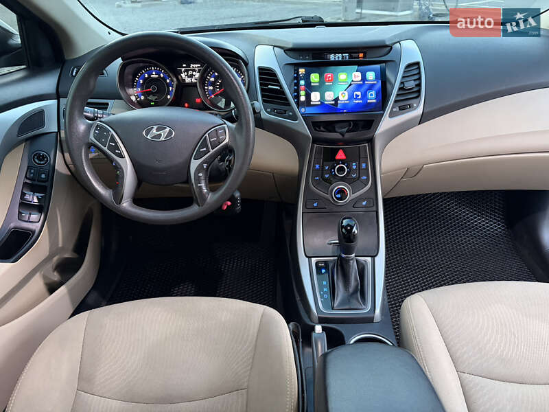 Седан Hyundai Elantra 2014 в Киеве фото 33 Седан Hyundai Elantra 2014 в Киеве