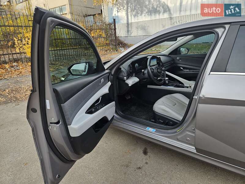 Седан Hyundai Elantra 2022 в Киеве фото 4 Седан Hyundai Elantra 2022 в Киеве