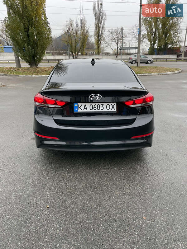 Седан Hyundai Elantra 2017 в Киеве фото 4 Седан Hyundai Elantra 2017 в Киеве
