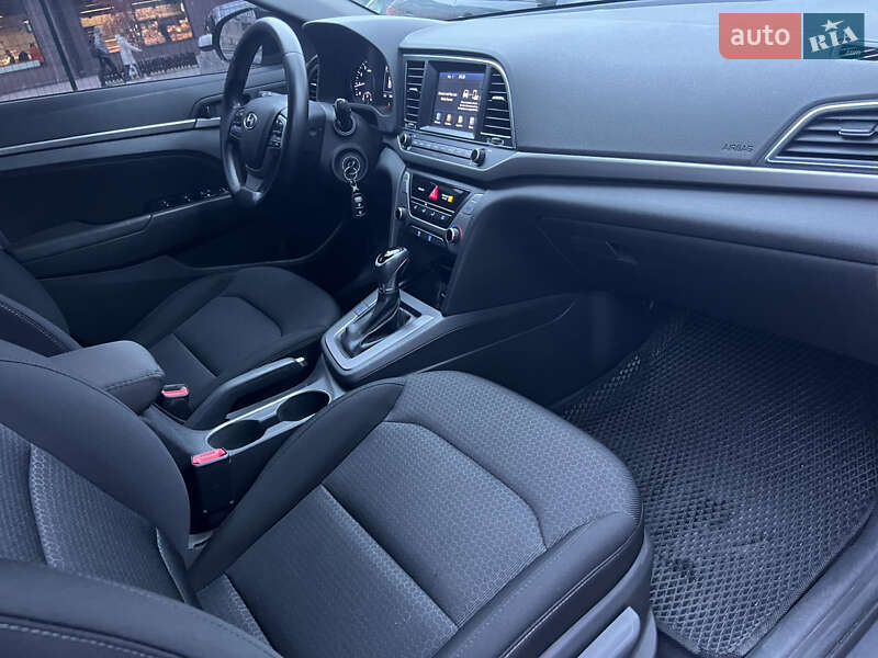 Седан Hyundai Elantra 2018 в Днепре фото 15 Седан Hyundai Elantra 2018 в Днепре