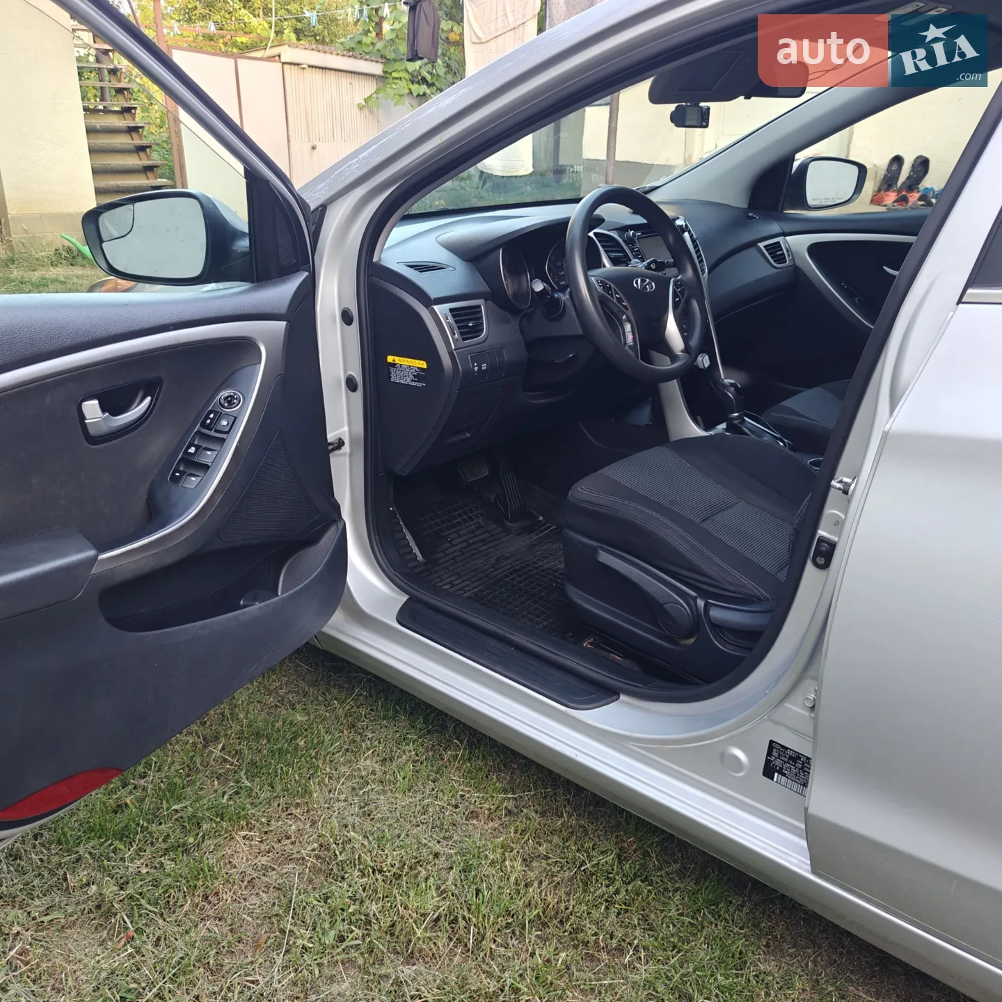 2016 Hyundai Elantra - мініатюра 8
