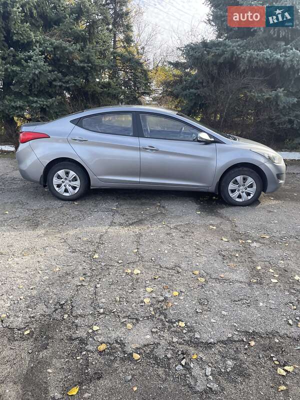 Седан Hyundai Elantra 2012 в Лозовой фото 8 Седан Hyundai Elantra 2012 в Лозовой