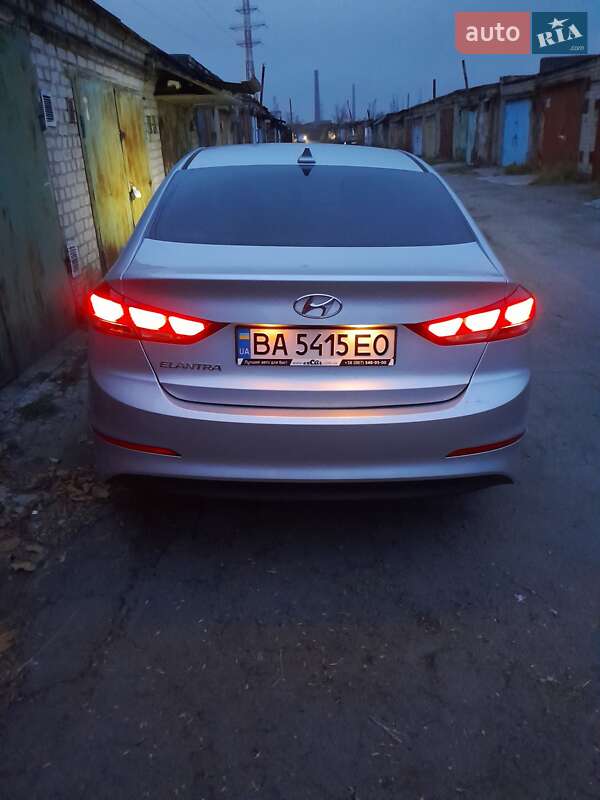 Седан Hyundai Elantra 2016 в Запорожье фото 8 Седан Hyundai Elantra 2016 в Запорожье