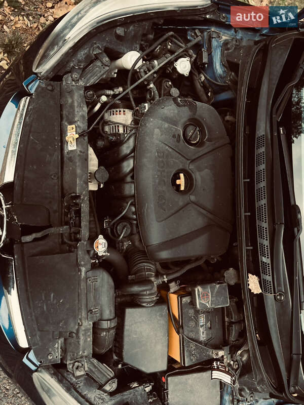 Седан Hyundai Elantra 2015 в Кременчуге фото 8 Седан Hyundai Elantra 2015 в Кременчуге