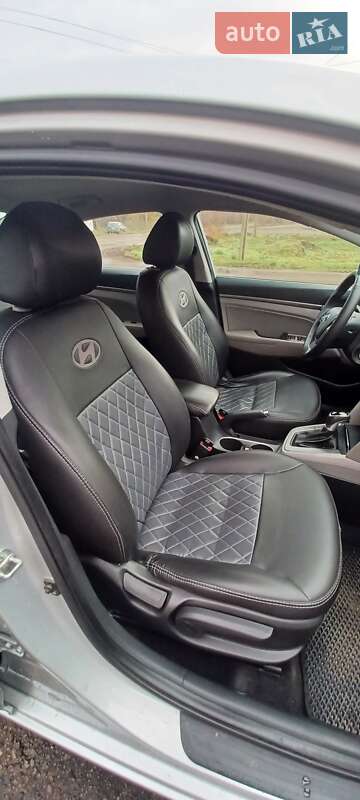 Седан Hyundai Elantra 2016 в Кагарлику фото 6 Седан Hyundai Elantra 2016 в Кагарлику