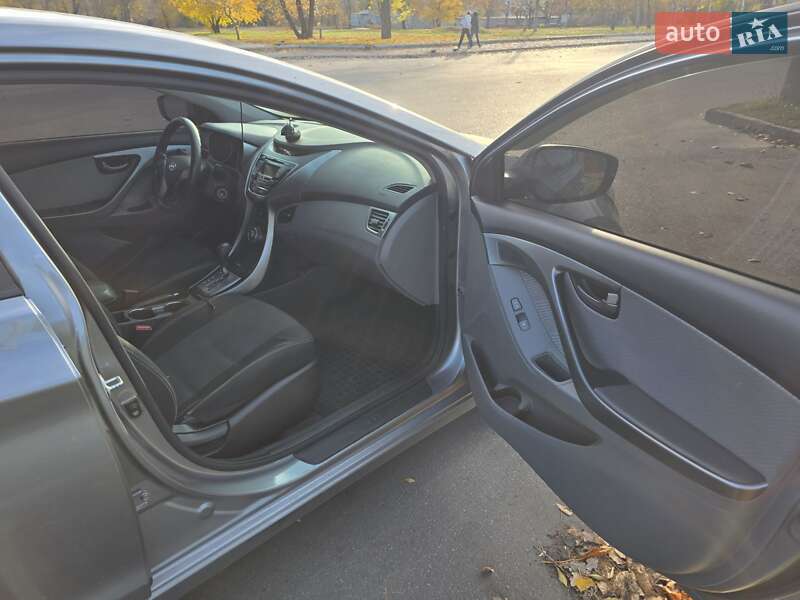 Седан Hyundai Elantra 2013 в Дніпрі фото 4 Седан Hyundai Elantra 2013 в Дніпрі