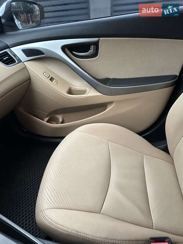 Седан Hyundai Elantra 2013 в Одессе фото 11 Седан Hyundai Elantra 2013 в Одессе