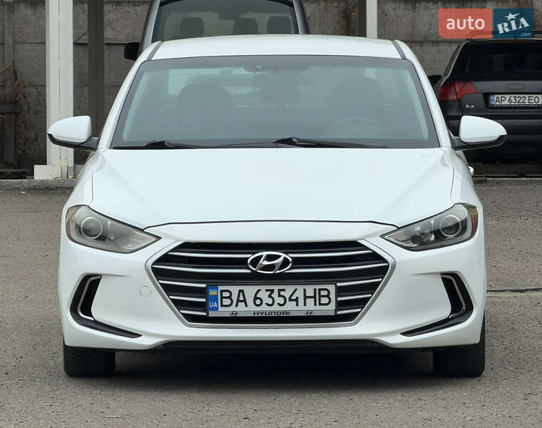 Седан Hyundai Elantra 2017 в Запорожье