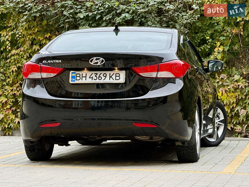 Седан Hyundai Elantra 2013 в Одессе фото 29 Седан Hyundai Elantra 2013 в Одессе