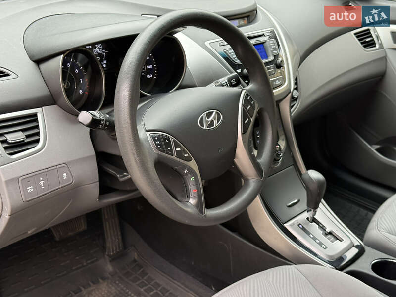 Седан Hyundai Elantra 2013 в Одессе фото 69 Седан Hyundai Elantra 2013 в Одессе