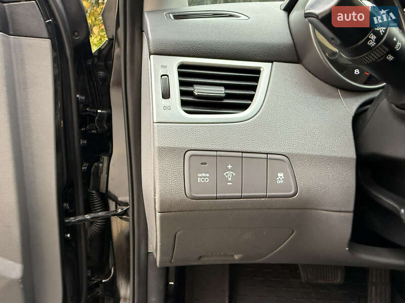 Седан Hyundai Elantra 2013 в Одессе фото 72 Седан Hyundai Elantra 2013 в Одессе