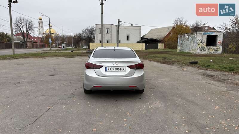 Седан Hyundai Elantra 2012 в Харькове фото 5 Седан Hyundai Elantra 2012 в Харькове