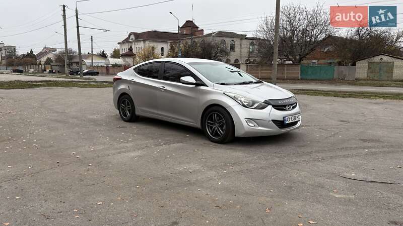 Седан Hyundai Elantra 2012 в Харькове фото 8 Седан Hyundai Elantra 2012 в Харькове