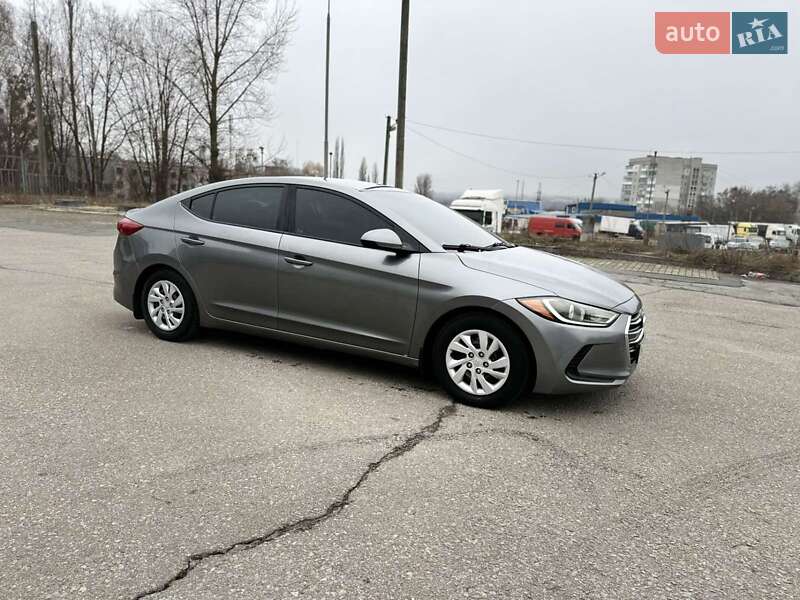 Седан Hyundai Elantra 2018 в Житомирі